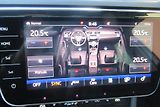 Škoda Superb 2.0 TDI DSG L&K TAŽNÉ - náhled 21