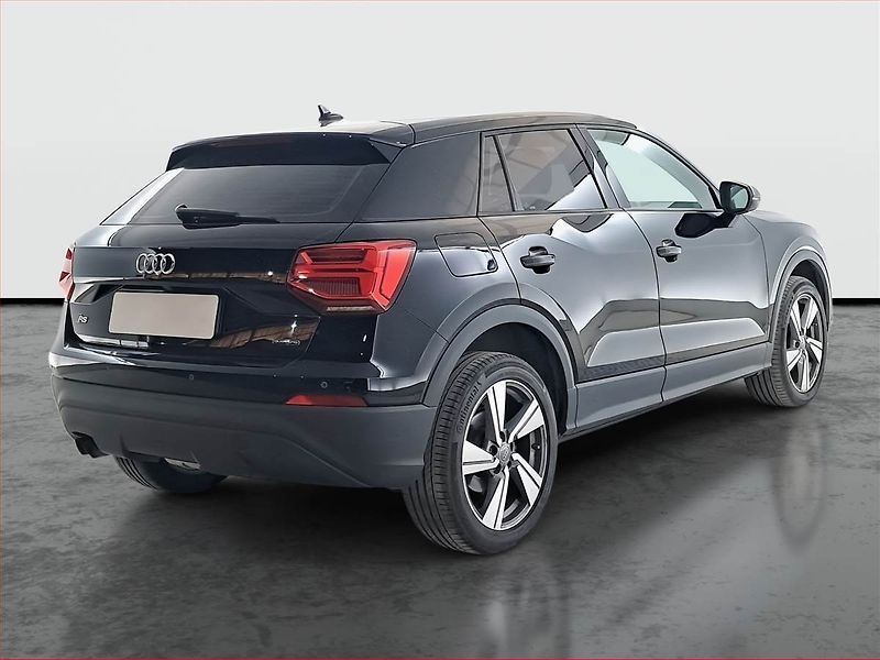 Audi Q2 (2018) sport 2.0 TFSI - fotka 5 z 19
