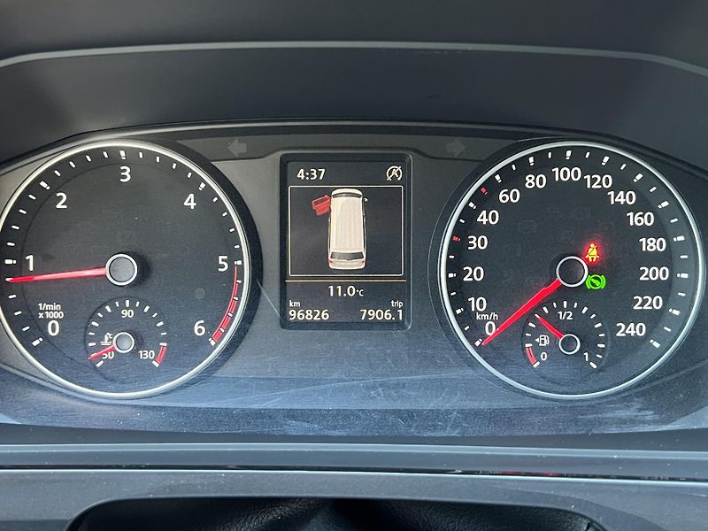 Volkswagen California T6 OCEAN DSG 4MOTION 150 kW - fotka 17 z 28