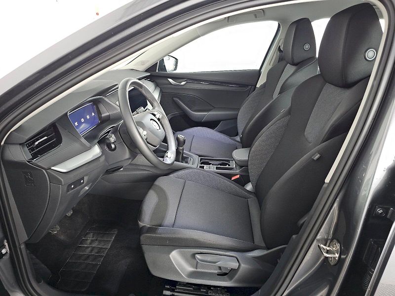 Škoda Octavia (2024) COMBI 1.5TSi 85kW ESSENCE - fotka 6 z 35