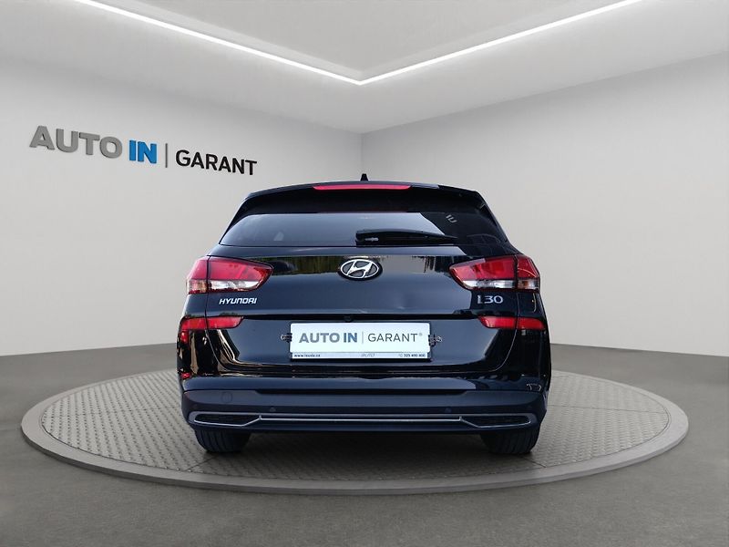 Hyundai i30 (2021) 1.5 117kw Family S - fotka 6 z 18