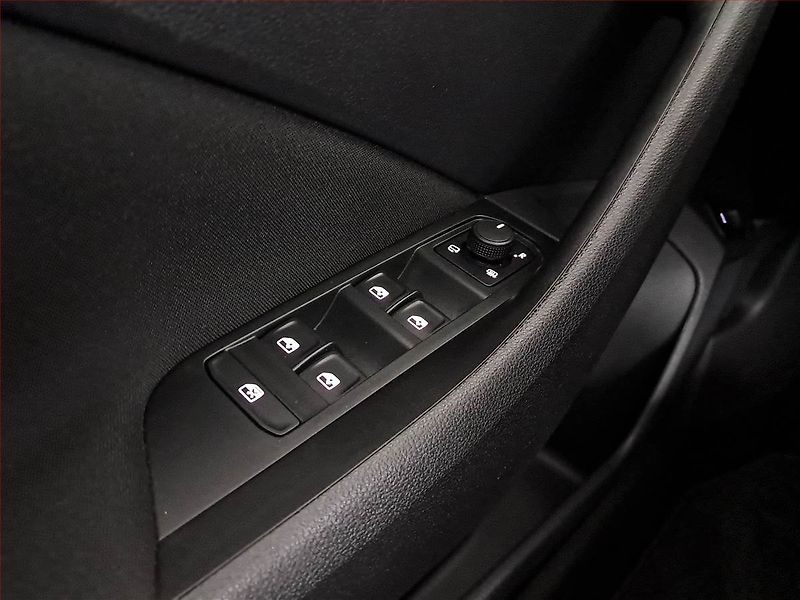Škoda Kamiq (2022) Monte Carlo 1.5 TSI - fotka 16 z 17