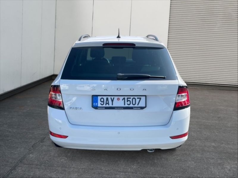 Škoda Fabia 1,0 TSI 70 Ambition - fotka 5 z 11