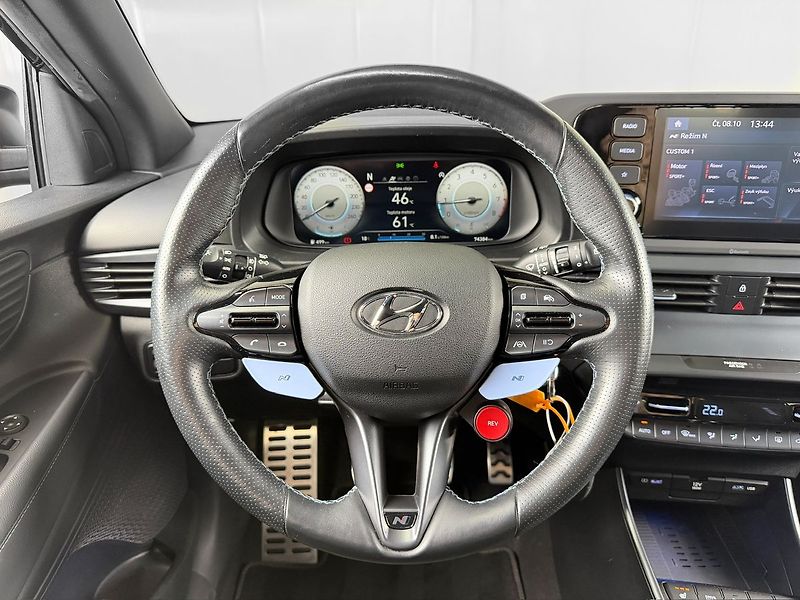Hyundai i20 N 1.6 T-GDI PHANTOM BLACK, LED - fotka 11 z 25