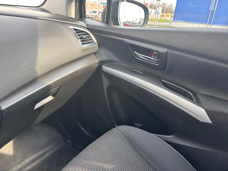 Suzuki SX4 S-Cross 1,4 BoosterJet Premium AllGrip - fotka 23 z 28