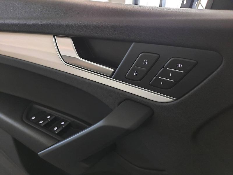 Audi Q5 (2024) 40 TDI quattro (150kW/204k) S - fotka 22 z 27