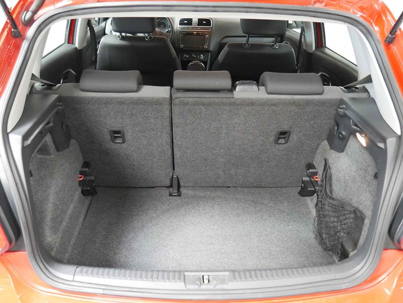Volkswagen Polo (2009) 1.2HTP, ČR, AC, temp, STK8/28 - fotka 7 z 15