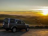 Land Rover Discovery.