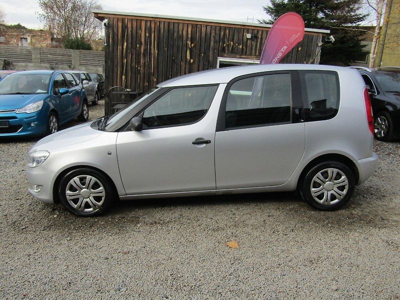Škoda Roomster (2011) 1.6 TDI 66kW  BEZ KOROZE - fotka 3 z 34