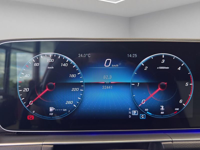 Mercedes-Benz GLE (2023) 400 D 4MATIC kupé - fotka 11 z 20