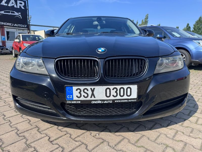 BMW Řada 3 (2011) E90 2,0D 85 KW PĚKNÝ - fotka 10 z 45