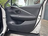 Toyota C-HR (2025) 1.8 Hybrid 140k Executive - náhled 14