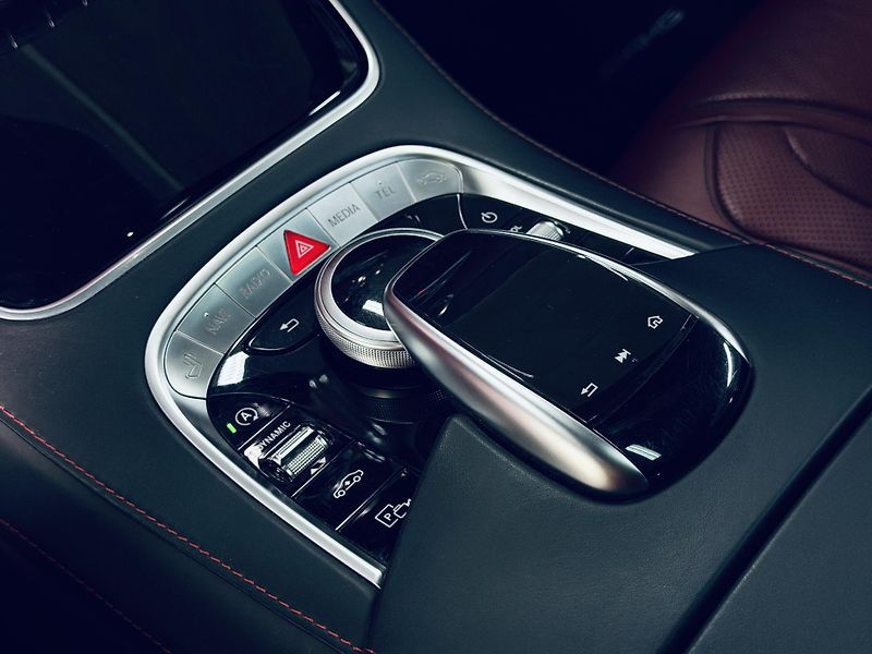 Mercedes-Benz Třídy S (2017) 560*Coupe*Designo*63.optik*TV - fotka 27 z 41