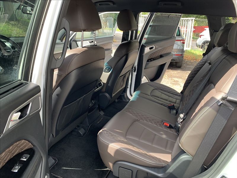 SsangYong Rexton 2,2 D AWD,1.MAJ.,ČR,SERVISKA - fotka 23 z 27