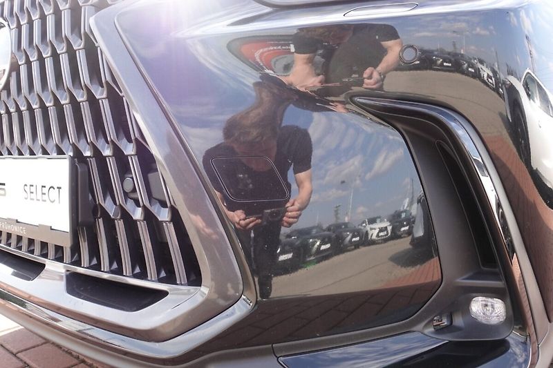 Lexus NX 350h ZLEVNĚNO NX350h Prestige Plus - fotka 32 z 34