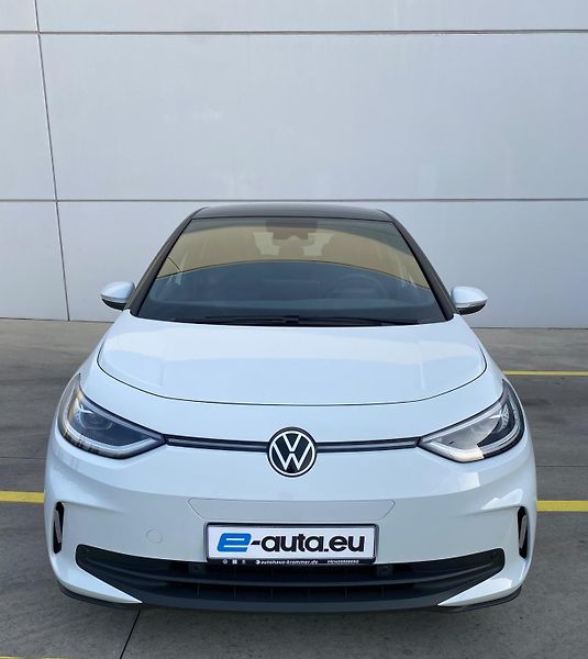 Volkswagen ID.3 (2023) PRO Performance 2023, TAŽNÉ - fotka 2 z 20