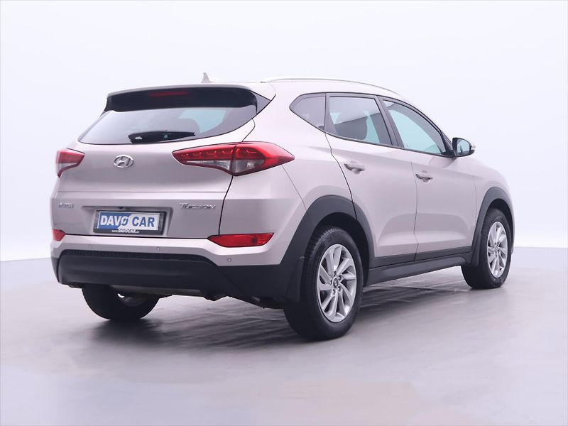 Hyundai Tucson 1,7 CRDI 85kW Czech Edition - fotka 7 z 31