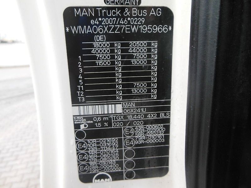 MAN TGX 18.440, Intarder - fotka 21 z 21