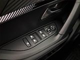 Peugeot 2008 (2025) Allure 1.2 PureTech - náhled 15