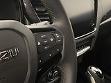 Isuzu D-Max (2026) Double Cab 2,2 V-Cross 4x4 AUT - náhled 16