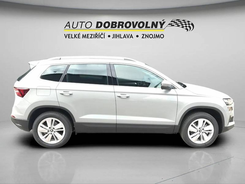 Škoda Karoq Top Selection 1,5 TSI/110 kW D - fotka 5 z 18