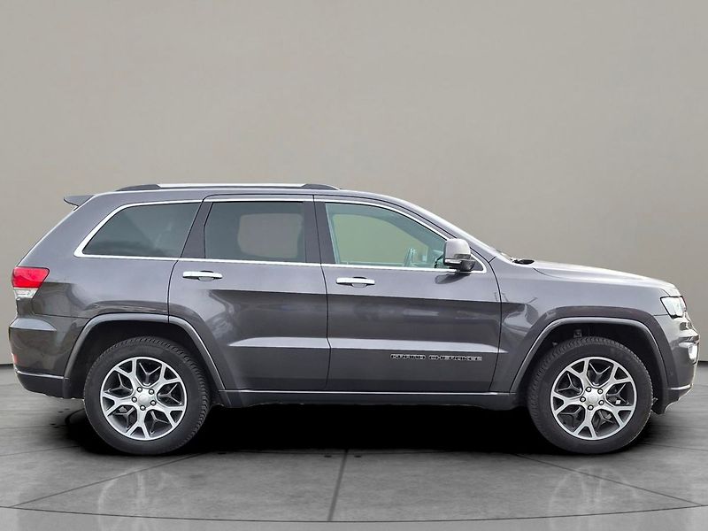 Jeep Grand Cherokee 3.0 CRD 4WD Overland - fotka 3 z 25