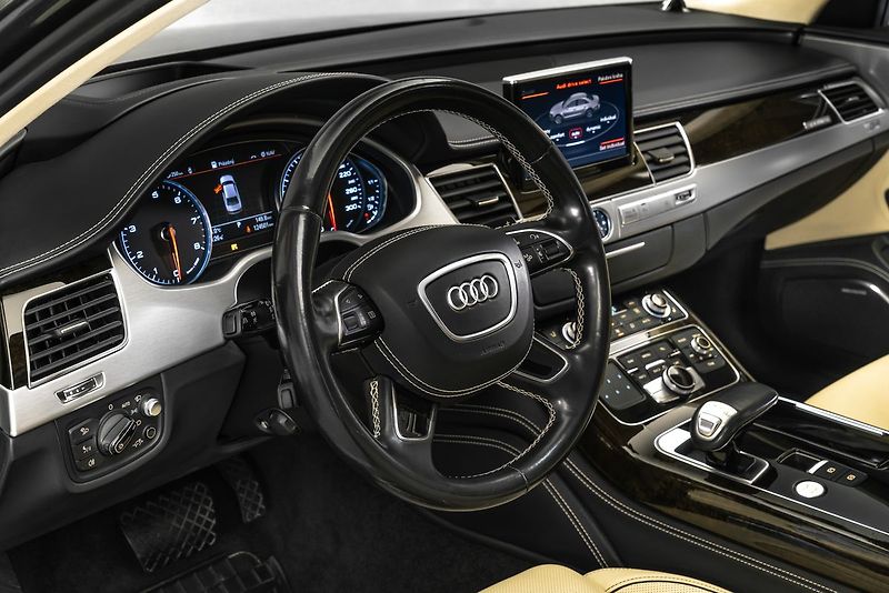 Audi A8 6,3 W12 L Max výbava - fotka 16 z 31