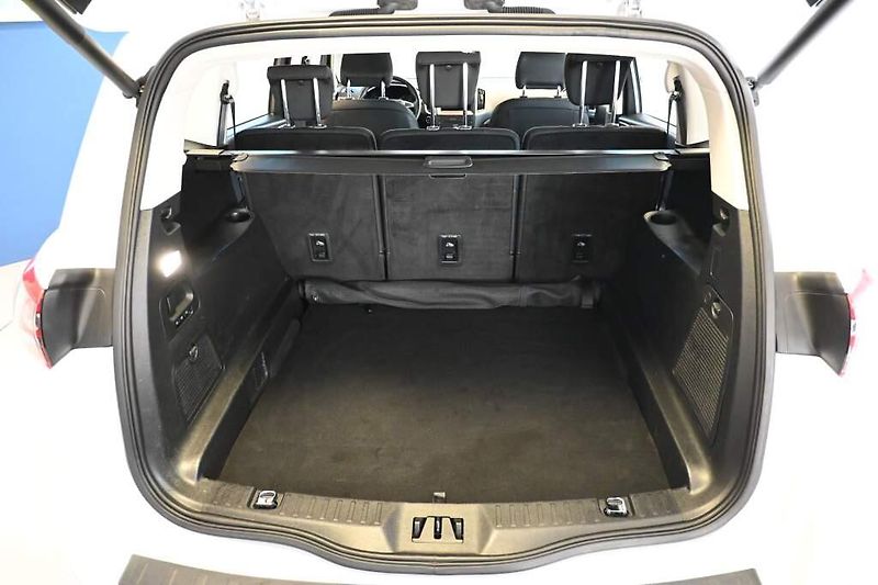 Ford S-MAX (2020) 2.0 140 KW LED ACC SONY 8AT EC - fotka 8 z 34
