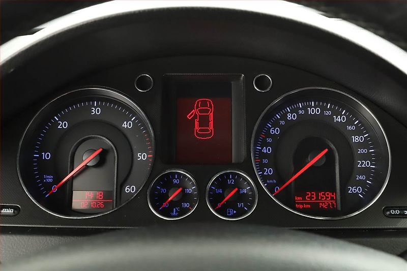Volkswagen Passat (2007) 1.9 TDI, jezdí výborně - fotka 8 z 12