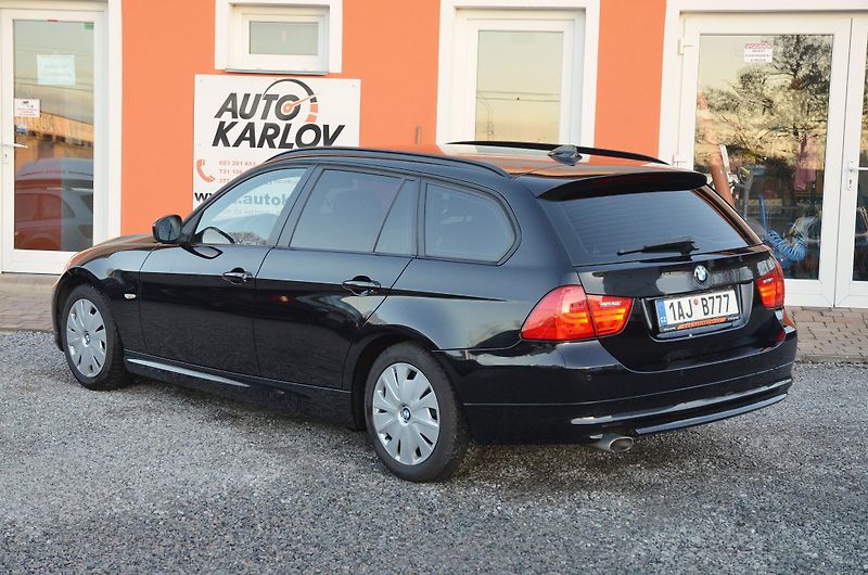 BMW Řada 3 (2012) 320d 135kW AT Touring NAVI - fotka 4 z 35