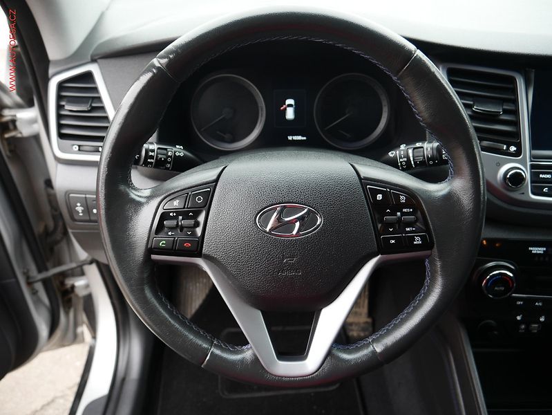 Hyundai Tucson (2016) 2.0 CRDi 4WD, 2.maj,ČR, Navi - fotka 15 z 18