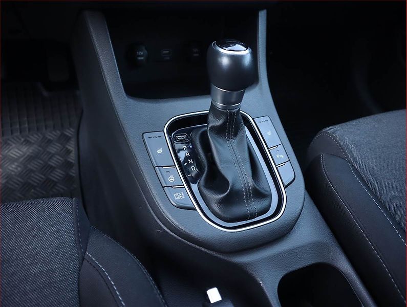Hyundai i30 (2022) Family 1.0 T-GDI, Automat - fotka 13 z 20