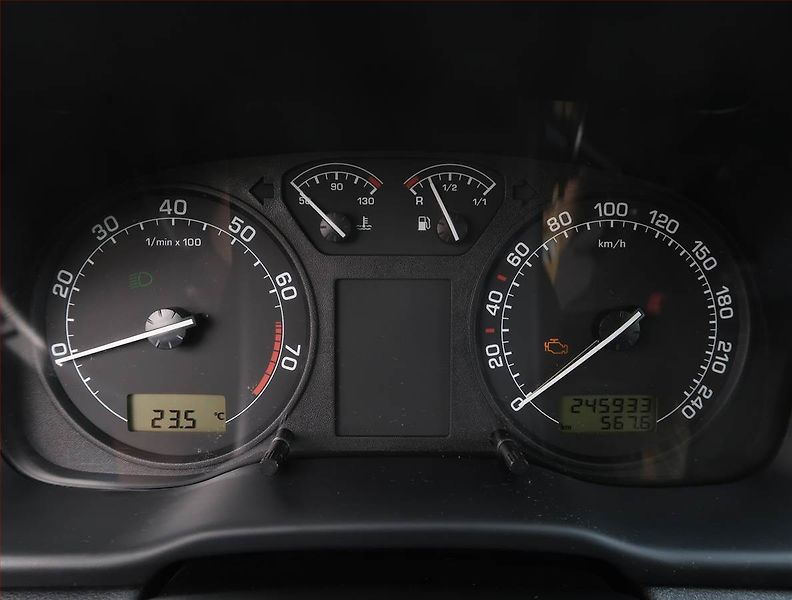 Škoda Octavia (2007) 1.6, LPG, Serv.kniha, Tažné - fotka 11 z 16