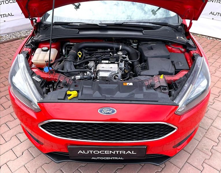 Ford Focus 1,0 i,92kW,ČR,DPH,STK 7/28 - fotka 8 z 22