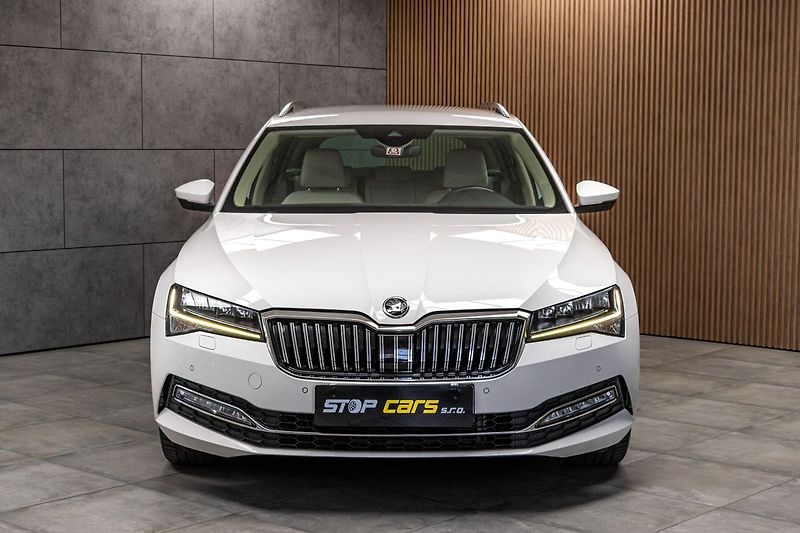 Škoda Superb TDI 147kW 4x4*STYLE*DPH*ČR 1.M - fotka 2 z 40