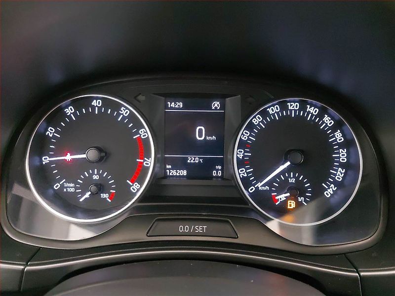 Škoda Fabia (2018) Style Plus 1.0 TSI - fotka 11 z 17