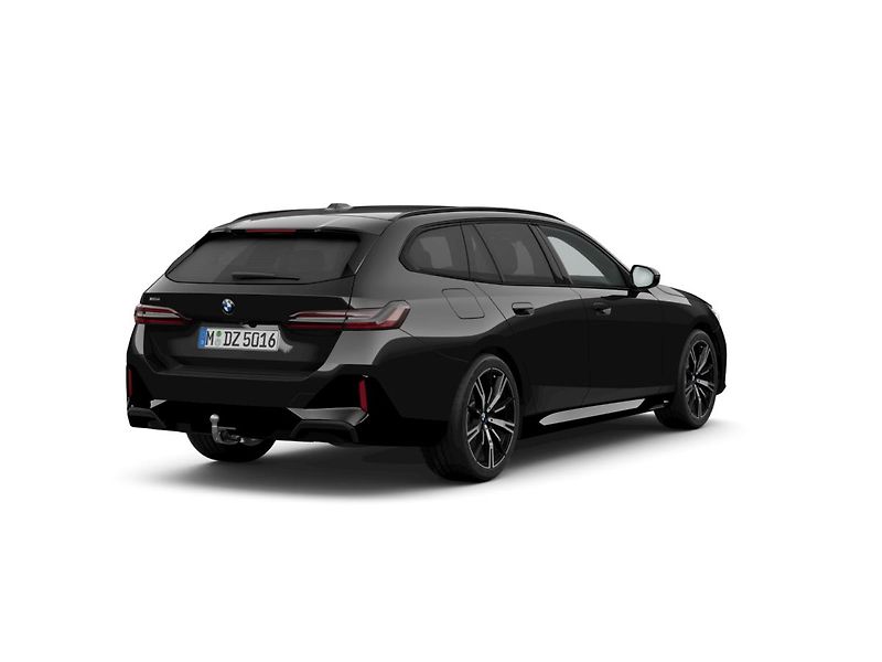 BMW Řada 5 (2026) 540d xDrive Touring - fotka 2 z 10