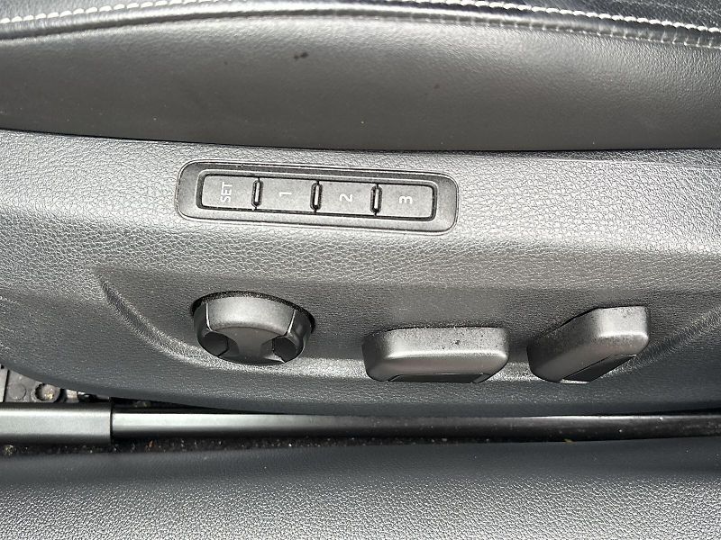 Škoda Superb (2023) Combi 2.0 TDI DSG Sportline - fotka 21 z 33