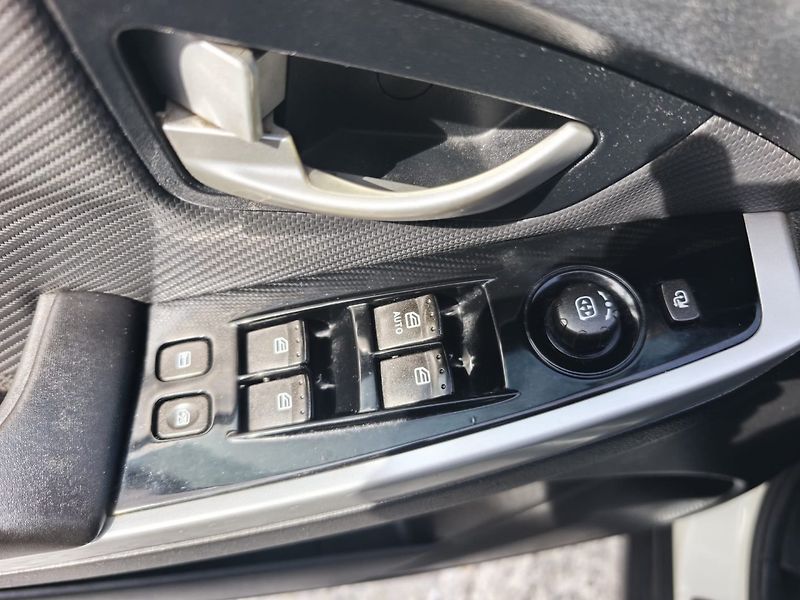 SsangYong Korando 2.0i LPG Výhřev/1.Maj/NAVI - fotka 12 z 26