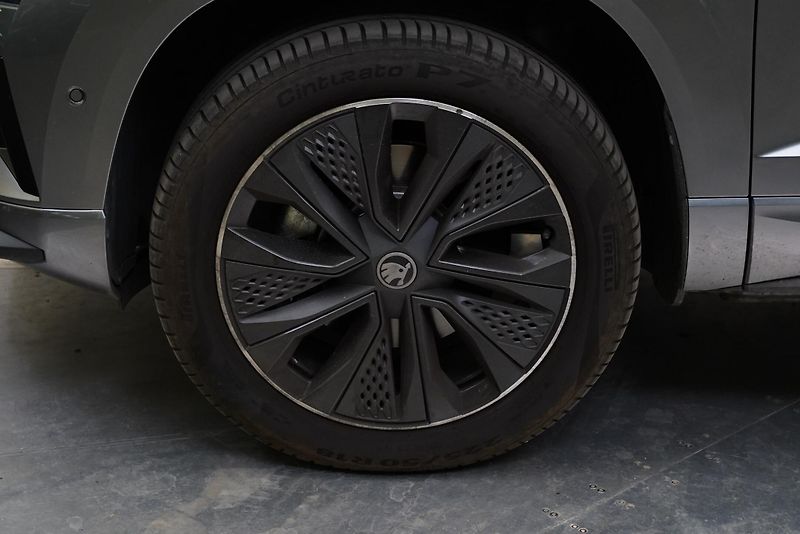 Škoda Karoq - fotka 10 z 29