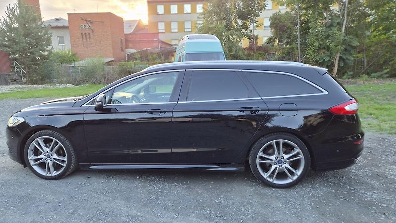 Ford Mondeo (2016) 2.0 TDCi Bi-Turbo 154 kW - fotka 7 z 25