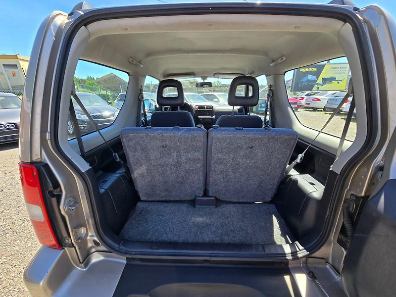 Suzuki Jimny (2008) 1.3 60KW 4x4 tažné,nová STK - fotka 15 z 20