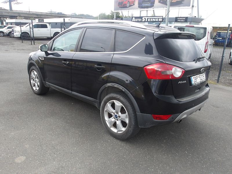 Ford Kuga 2,0TDCi TITANIUM Aut. 4x4! - fotka 4 z 44