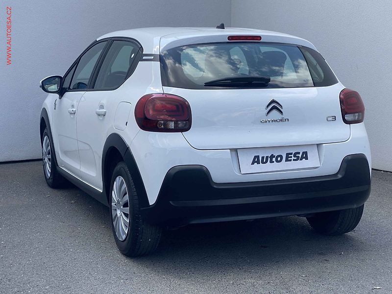 Citroën C3 (2022) 1.2 PT, AC, tempo - fotka 6 z 17