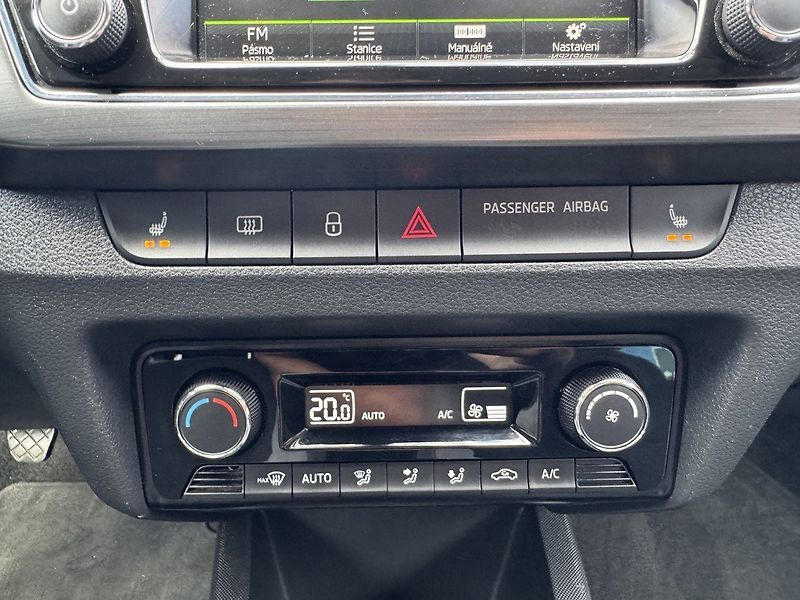 Škoda Fabia (2016) 1.2TSi Joy Navi Digi Klima - fotka 10 z 48