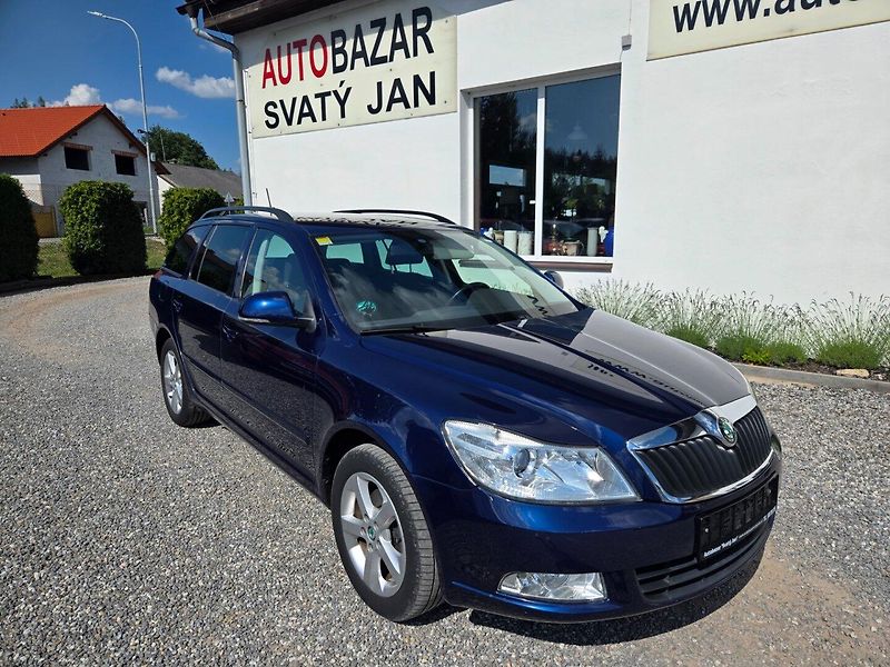 Škoda Octavia (2013) 2.0 TDI Serviska - fotka 3 z 31