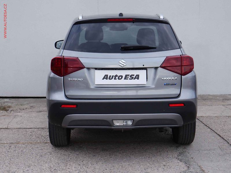 Suzuki Vitara (2023) 1.5BJet, AT, LED, kamera - fotka 5 z 18