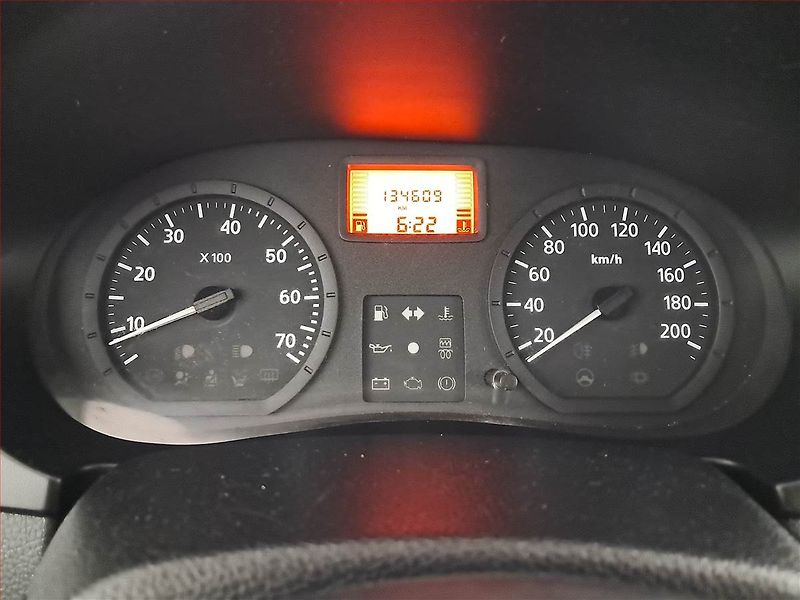 Dacia Logan (2006) 1.4, po STK, Klima, rezervace - fotka 11 z 14