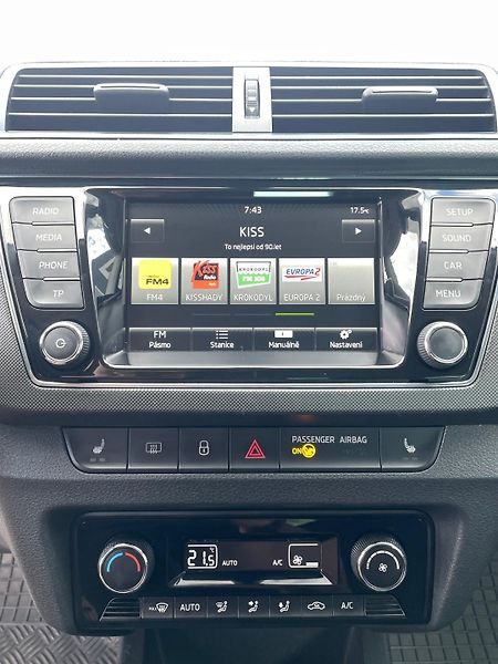 Škoda Fabia (2015) Combi 1,4 Tdi Man5 - fotka 7 z 8