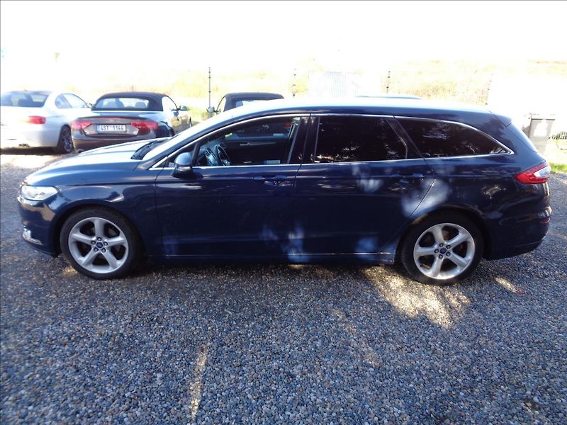 Ford Mondeo 2,0 - fotka 4 z 16